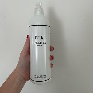 N°5The Shower Gel 500ml
Factory 5 Collection. Limited Edition.